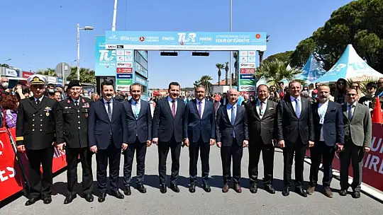 57. Cumhurbaşkanlığı Bisiklet Turu'nun Manisa-Ayvalık etabı tamamlandı