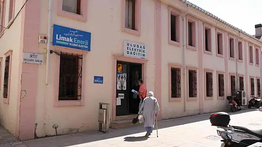 Ayvalık Belediyesinden 'askıda fatura' uygulaması
