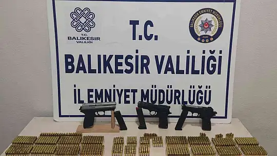 Balıkesir'de polis 129 aranan şahsı yakaladı