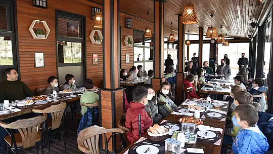 Başkan başkanları dinliyor