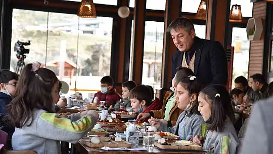 Başkan başkanları dinliyor