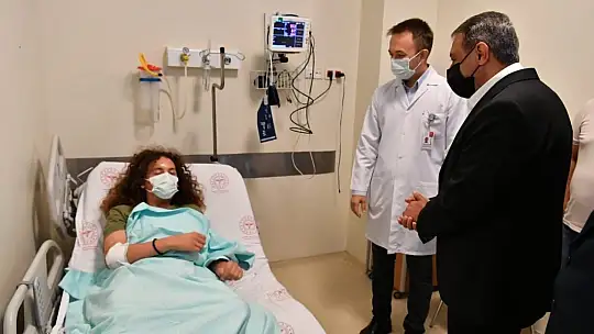 Vali Hasan Şıldak'tan kazazedelere geçmiş olsun ziyareti