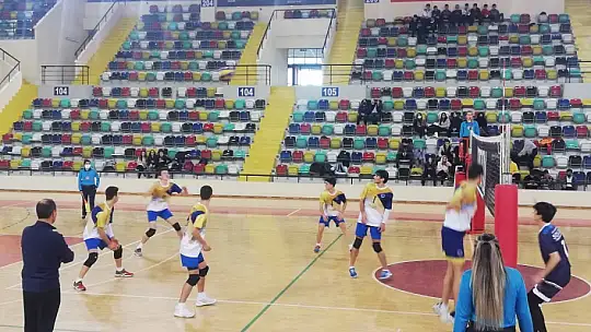 Voleybolda Muharrem Hasbi A.L. Balıkesir şampiyonu