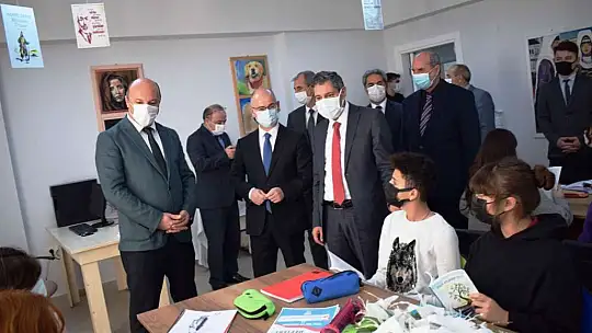 Yeni İl Milli Eğitim Müdürü Tatlı, Ayvalık'ta incelemelerde bulundu