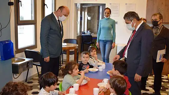 Yeni İl Milli Eğitim Müdürü Tatlı, Ayvalık'ta incelemelerde bulundu