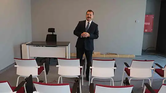 Yücel Yılmaz: 'Biz en çok gençlerin belediyesiyiz'