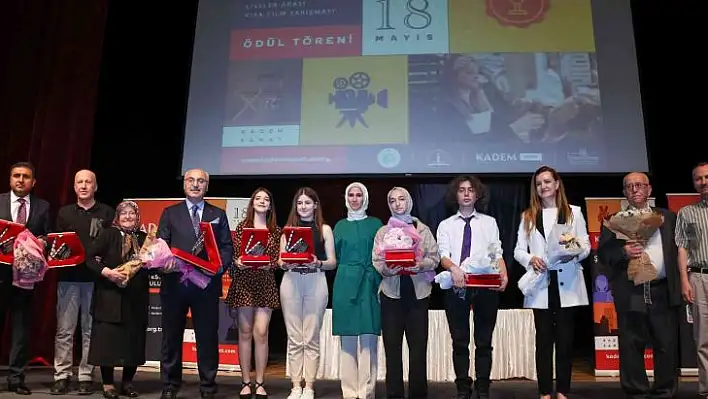 Gençler 'Şehir ve Kadın'ı kısa filmle anlattı