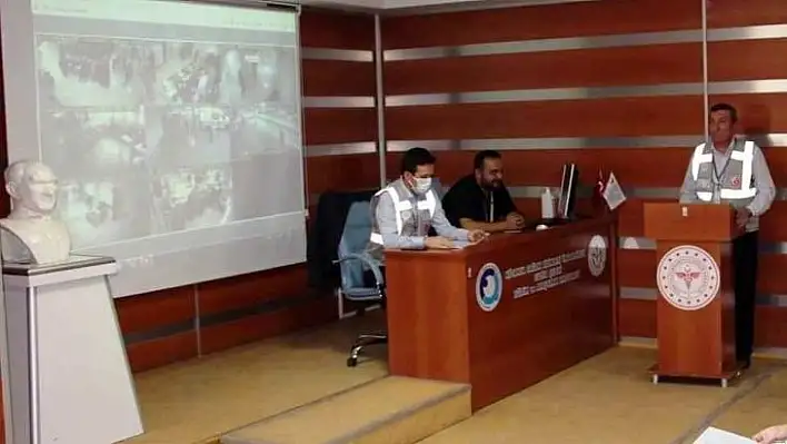 Kütahya Evliya Çelebi Hastanesinde HAP Masa Başı Tatbikatı