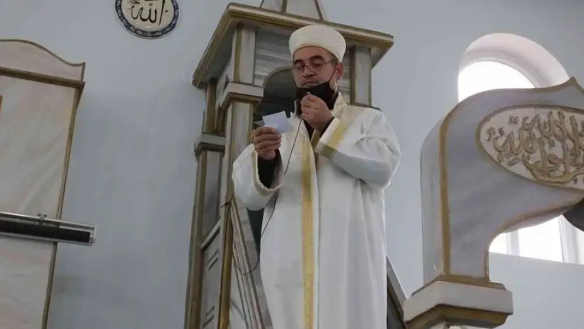 Balıkesir'de bin 600 camide okunan hutbede maske, mesafe ve aşı uyarısı yapıldı