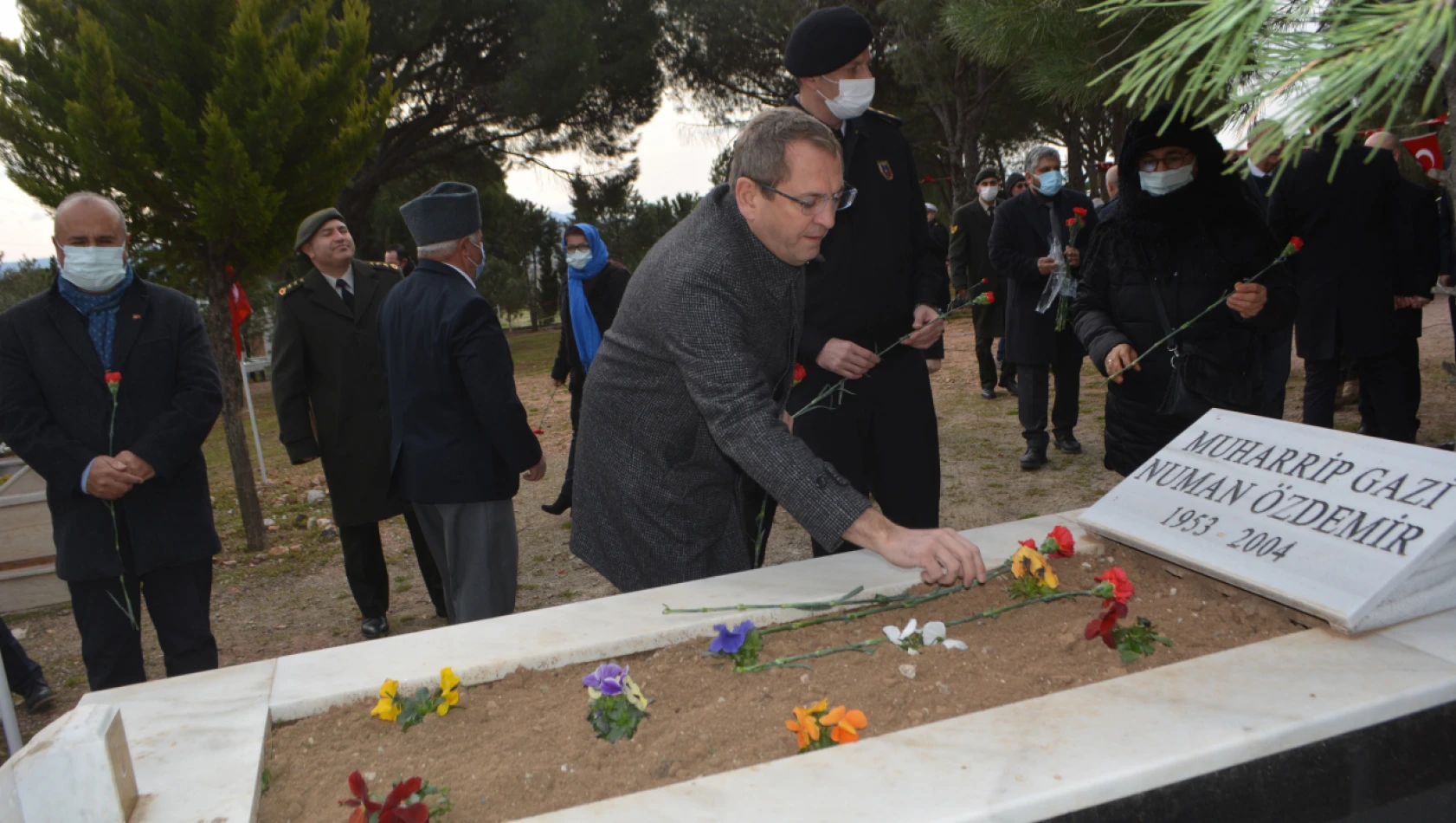 Ayvalık'ta Çanakkale Zaferi'nin 107. yıldönümü gururu