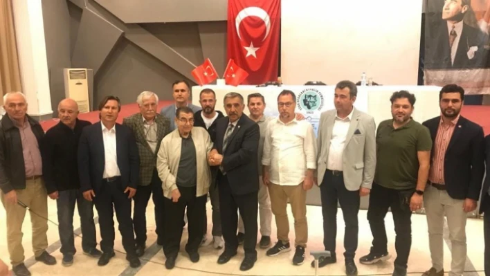 Ayvalık'ın efsane Belediye Başkanı Ahmet Tüfekçi unutulmadı