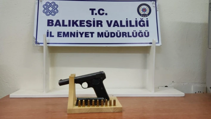 Balıkesir'de polis 129 aranan şahsı yakaladı