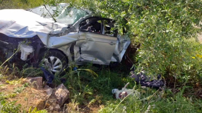 Balıkesir'de trafik kazası 1 ölü 2 yaralı