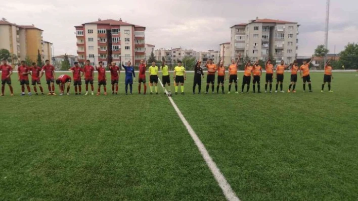 Çameli Belediyespor hakeme takıldı