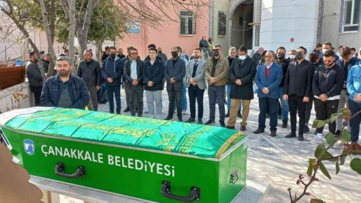 Çanakkale'de denizde boğulan genç için cenaze töreni düzenlendi