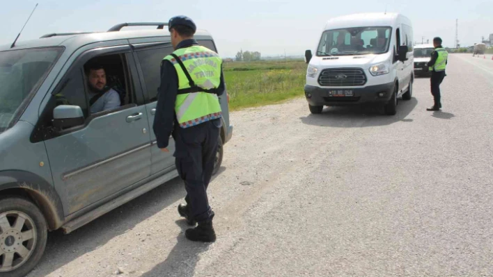 Jandarma Trafik Ekipleri denetimleri hızlandırdı