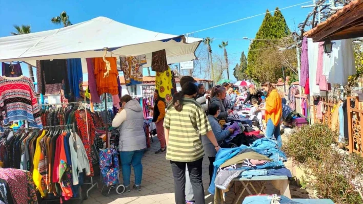 Köyceğiz'de ikinci el pazarına yoğun ilgi