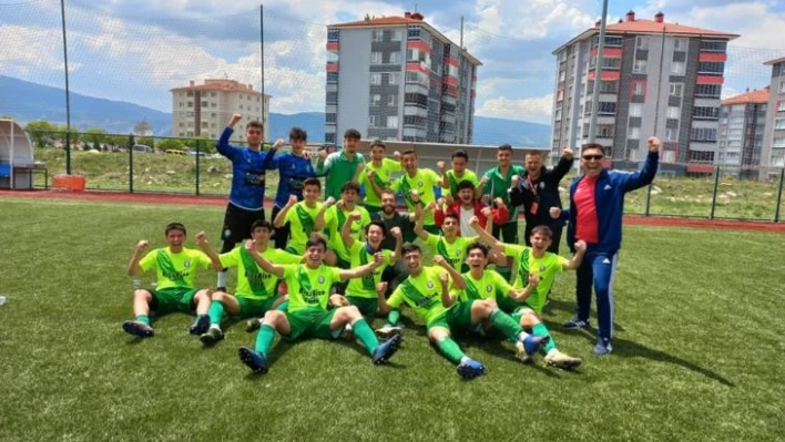 Salihli Belediyespor, Kütahya'da şampiyon