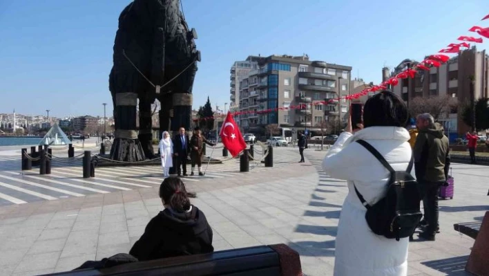 Şehitler için 508 bin adım atarak Çanakkale'ye geldi