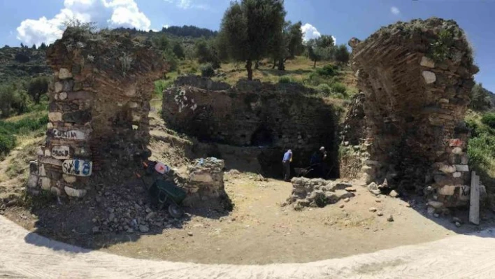 Şehzadeler'de Fetih Mescidi restorasyonu başladı