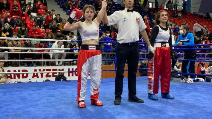 Türkiye Kick Boks Turnuvasında Balıkesir Fırtınası